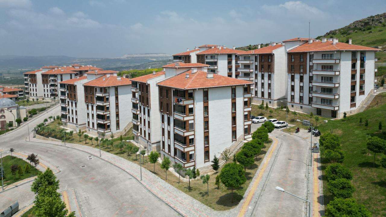 TOKİ kurasız konut satışı başlıyor! Başvuru nasıl yapılacak? Şartlar ve fiyatlar belli oldu 9